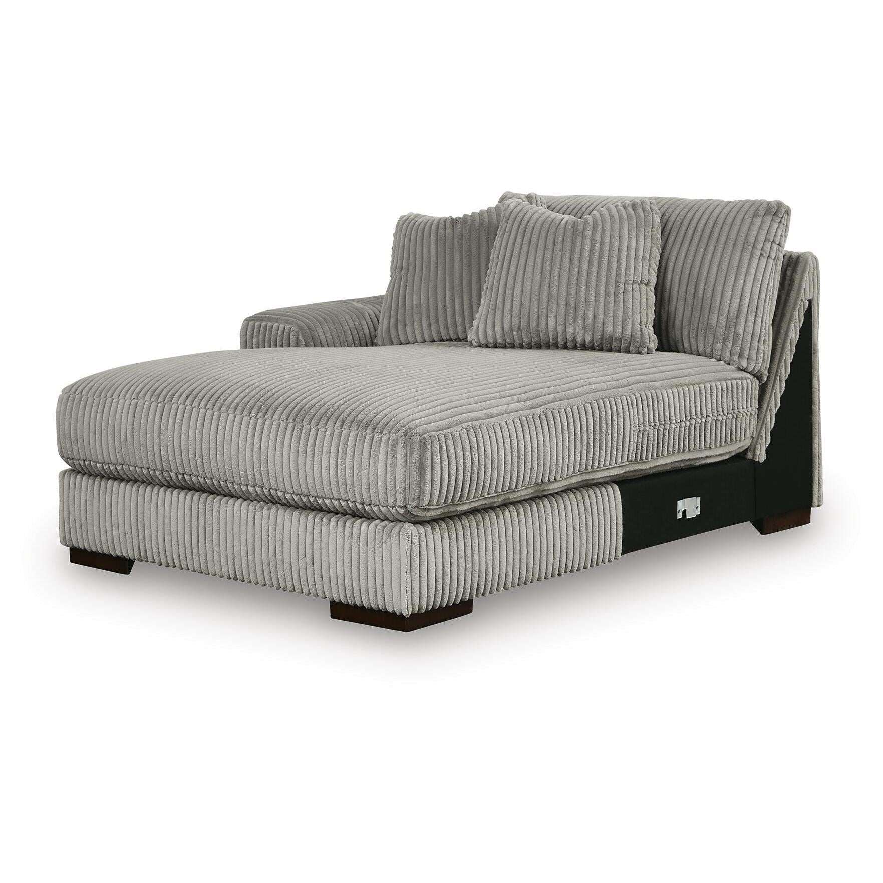 Signature Design by Ashley Lindyn 21105S18 3 pc Sectional with Double Chaise IMAGE 3
