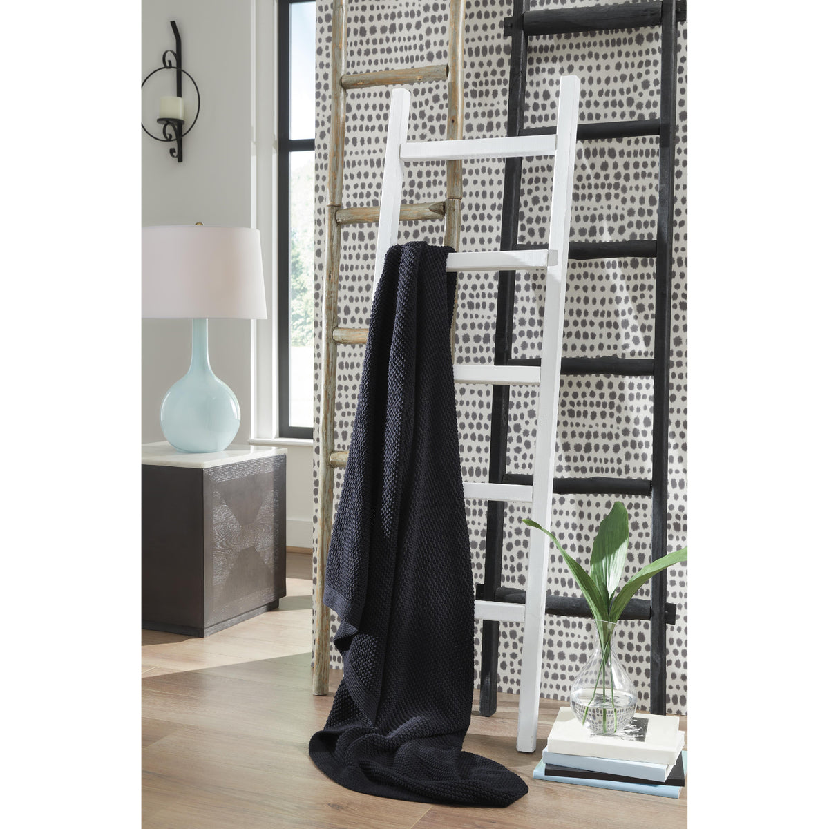 Signature Design by Ashley Gayelery A1001086 Throw IMAGE 3