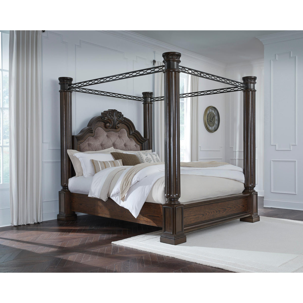 Signature Design by Ashley Maylee B947B10 King Canopy Bed IMAGE 4