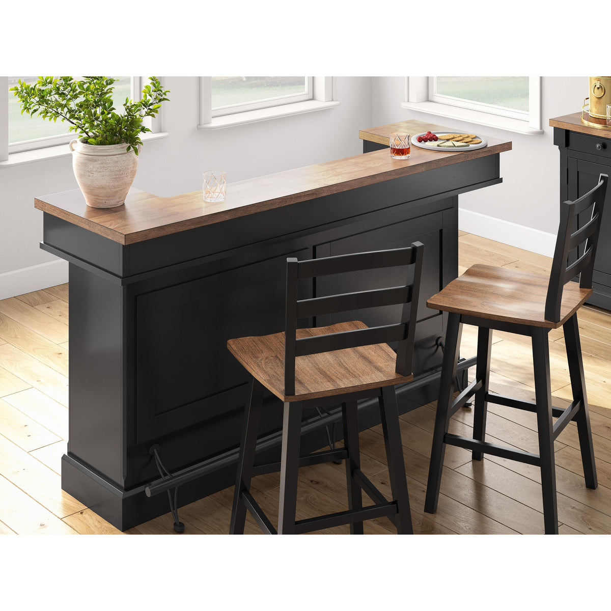 Signature Design by Ashley Wildenauer D634-80 Dining Room Buffet IMAGE 12