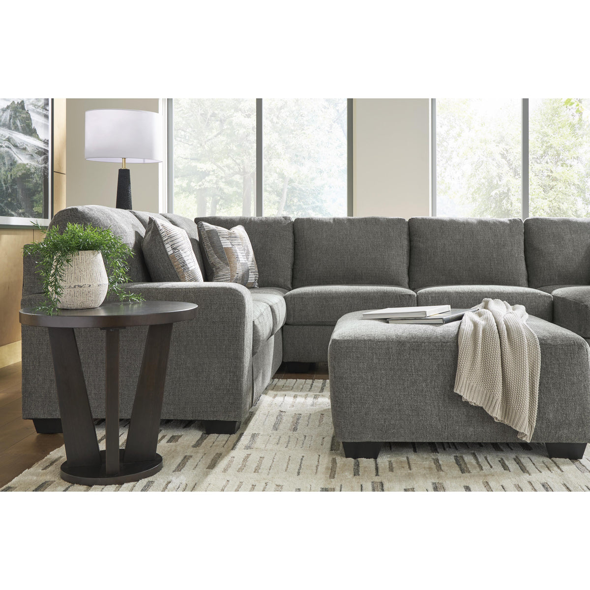 Signature Design by Ashley Clarington PC4840508 Oversized Accent Ottoman IMAGE 10