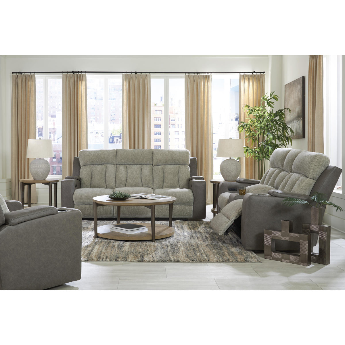 Signature Design by Ashley WhipLash PC6320413 Power Recliner with Adjustable Headrest IMAGE 8