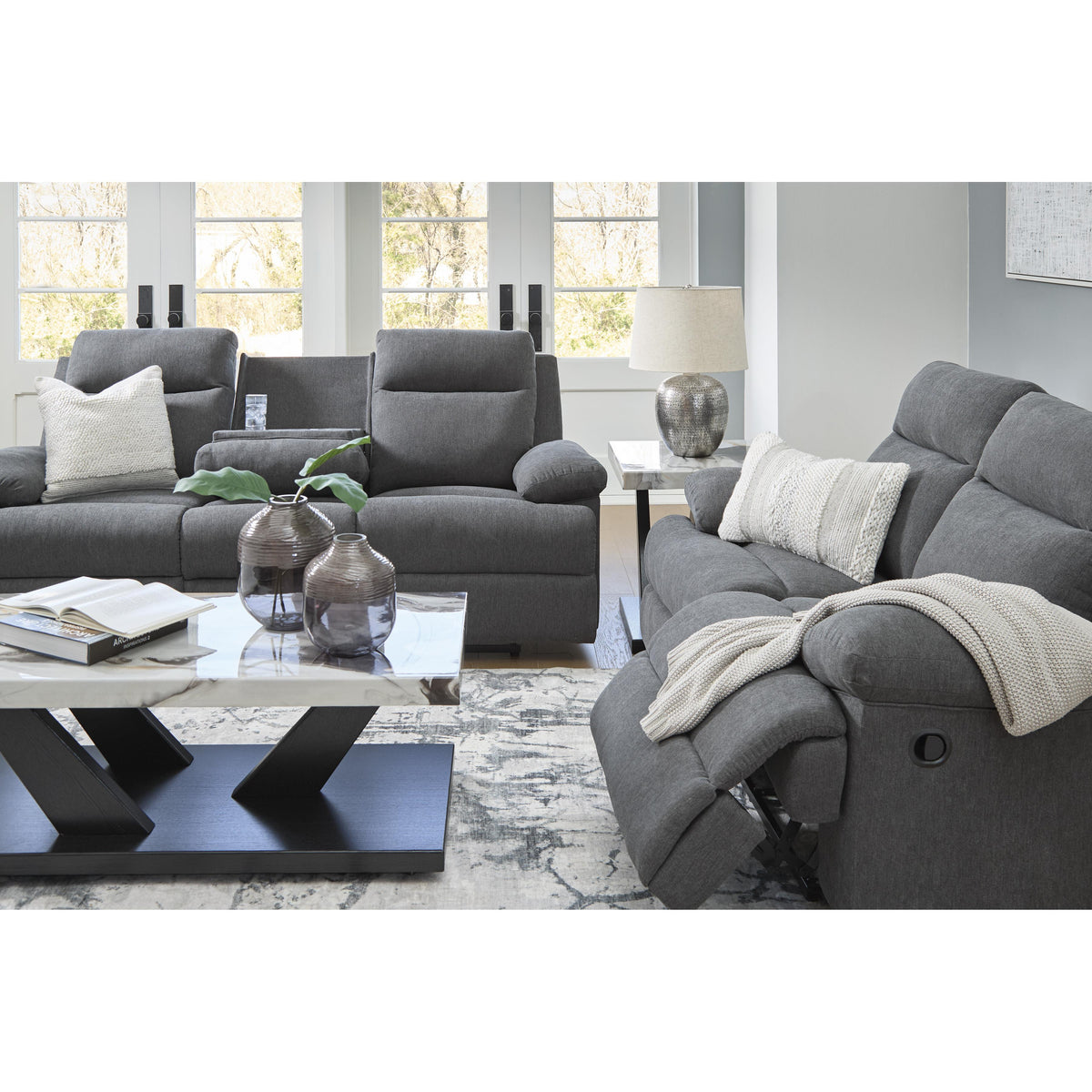Signature Design by Ashley Side-Swipe PC9140689 Reclining Sofa with Drop Down Table IMAGE 11