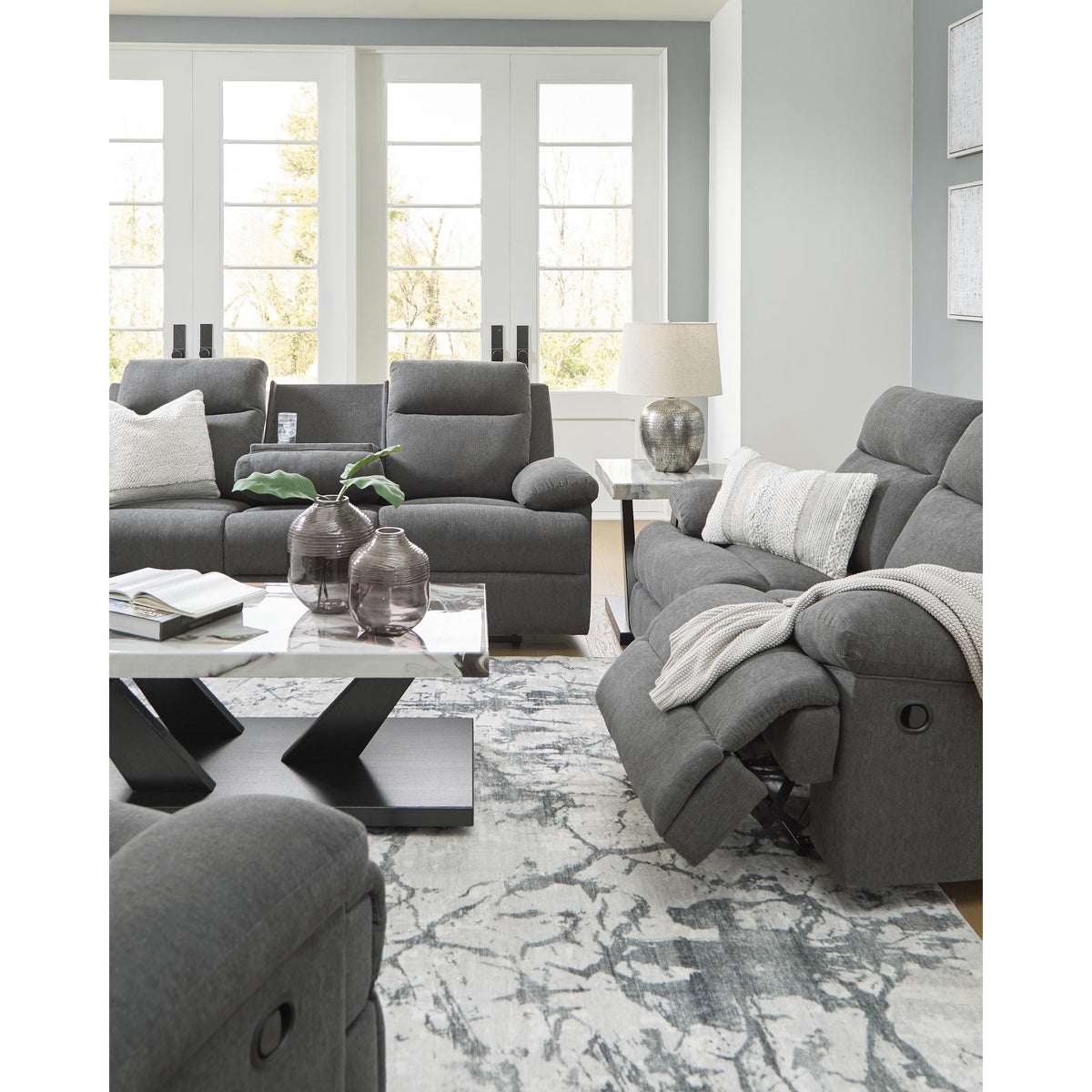 Signature Design by Ashley Side-Swipe PC9140689 Reclining Sofa with Drop Down Table IMAGE 12