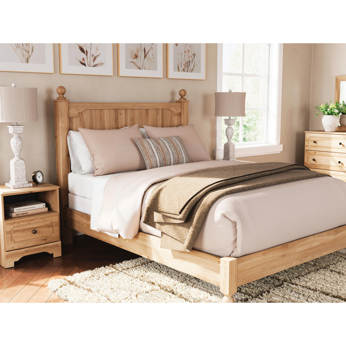 Signature Design by Ashley Aleaport PCB1075B7 Queen Panel Bed IMAGE 9