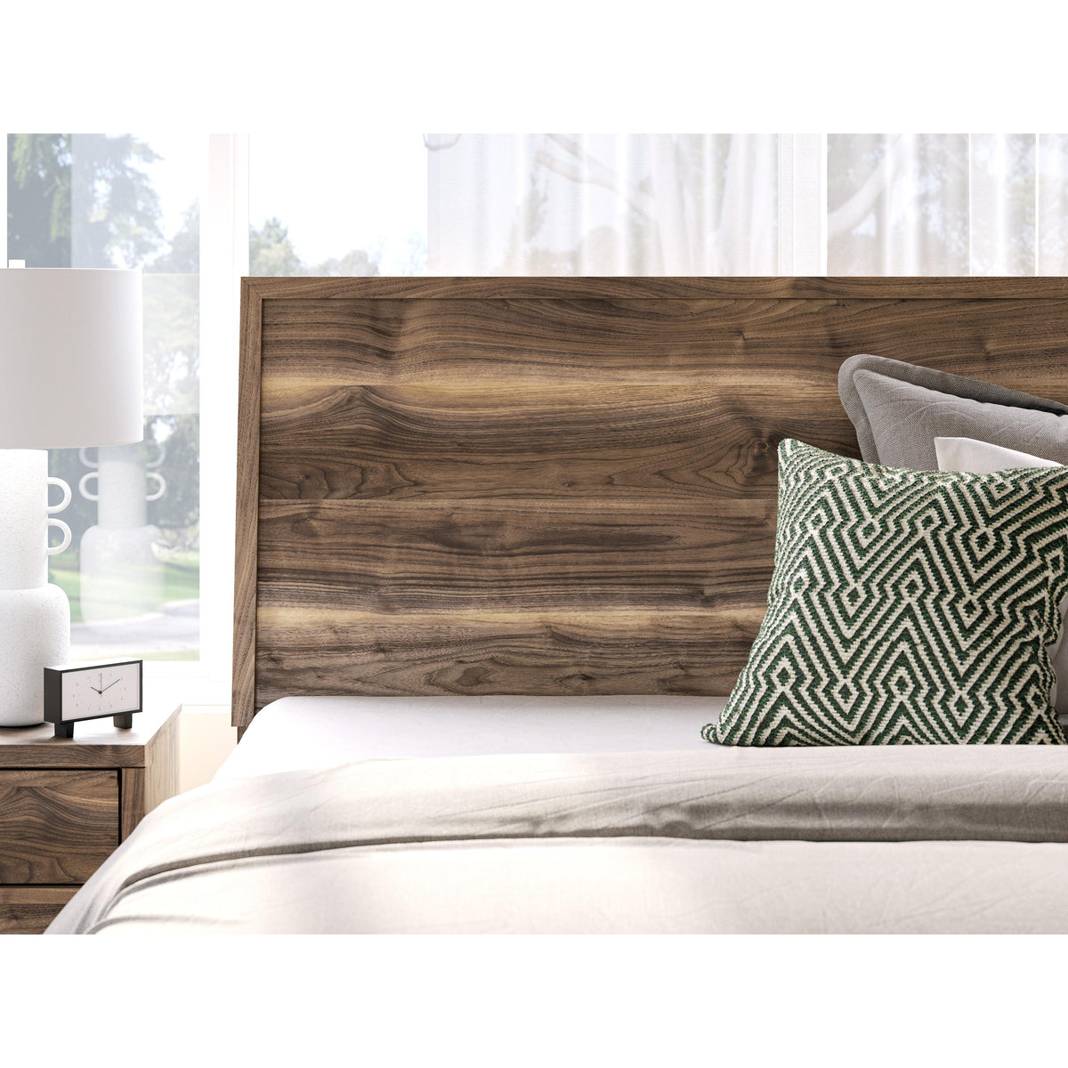 Signature Design by Ashley Chirason PCB3367B13 King Panel Bed IMAGE 8