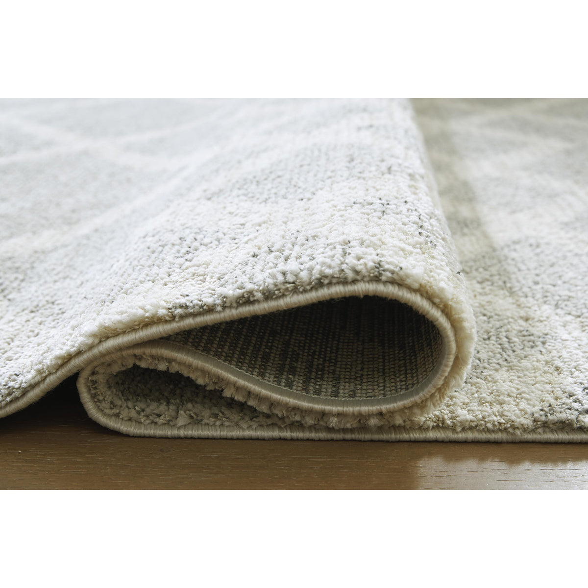 Signature Design by Ashley Unawick R407331 Large Rug IMAGE 3