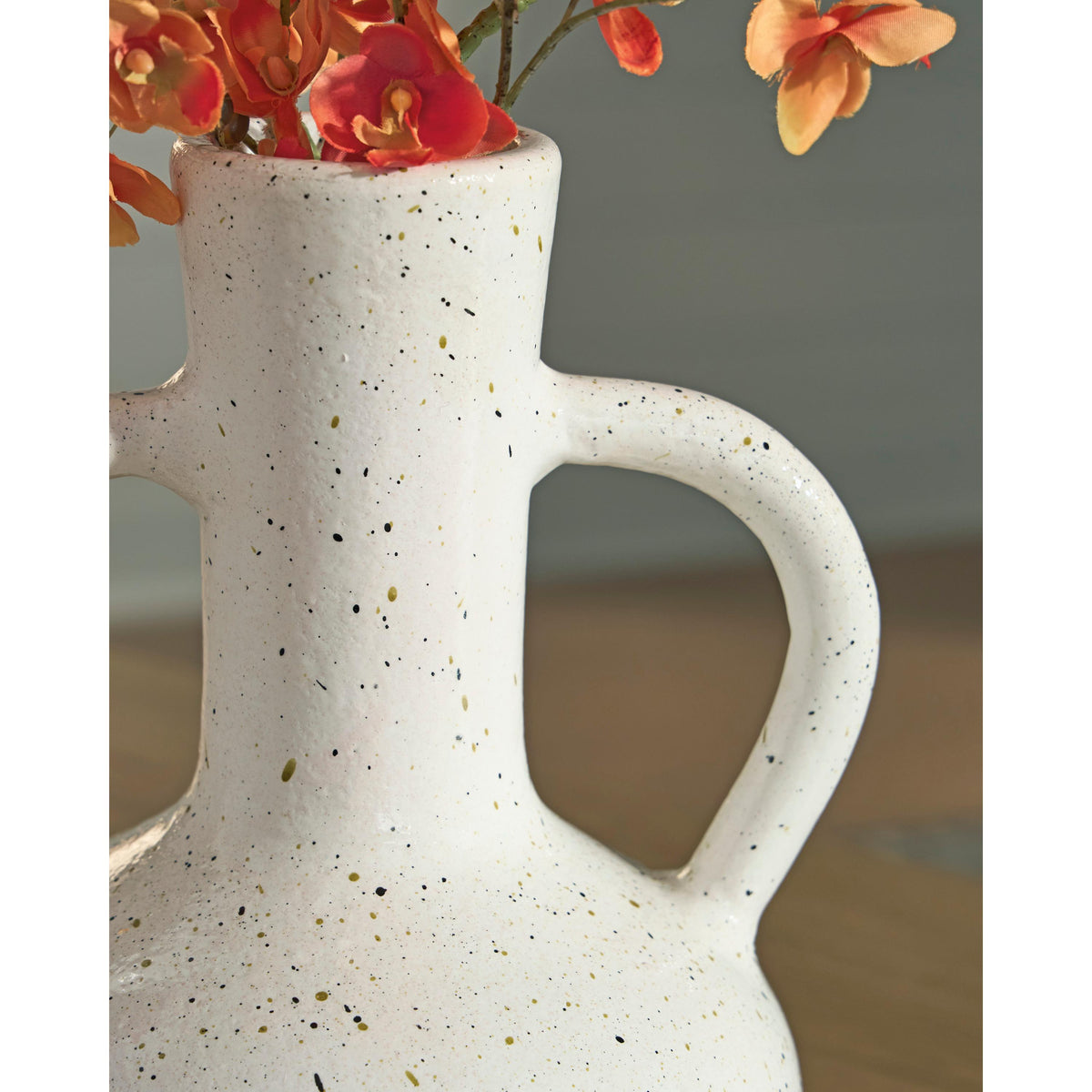 Signature Design by Ashley Dallinworth A2000831 Vase IMAGE 5