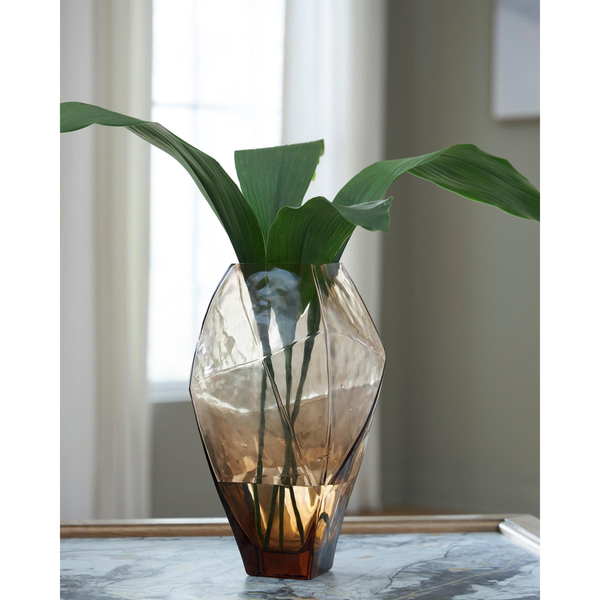 Signature Design by Ashley Ewart A2000867 Vase IMAGE 2