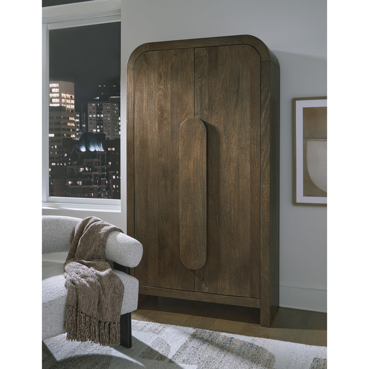 Signature Design by Ashley Thoren A4000699 Accent Cabinet IMAGE 4