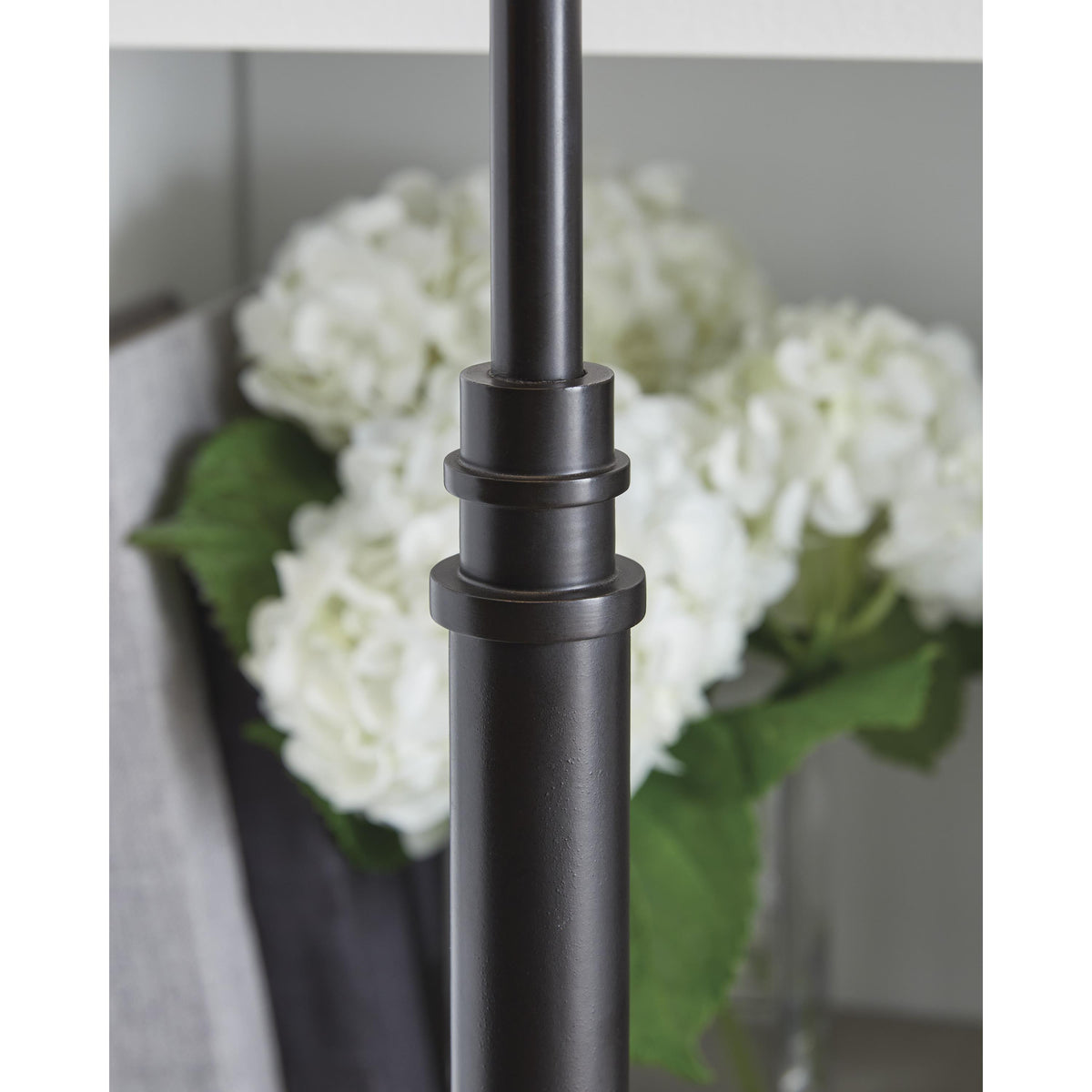 Signature Design by Ashley Wimner L208464 Metal Table Lamp IMAGE 3