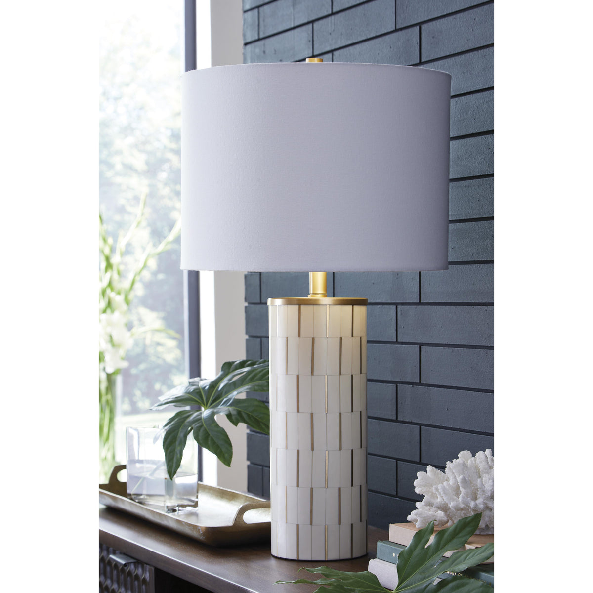 Signature Design by Ashley Faridworth L235954 Poly Table Lamp IMAGE 2