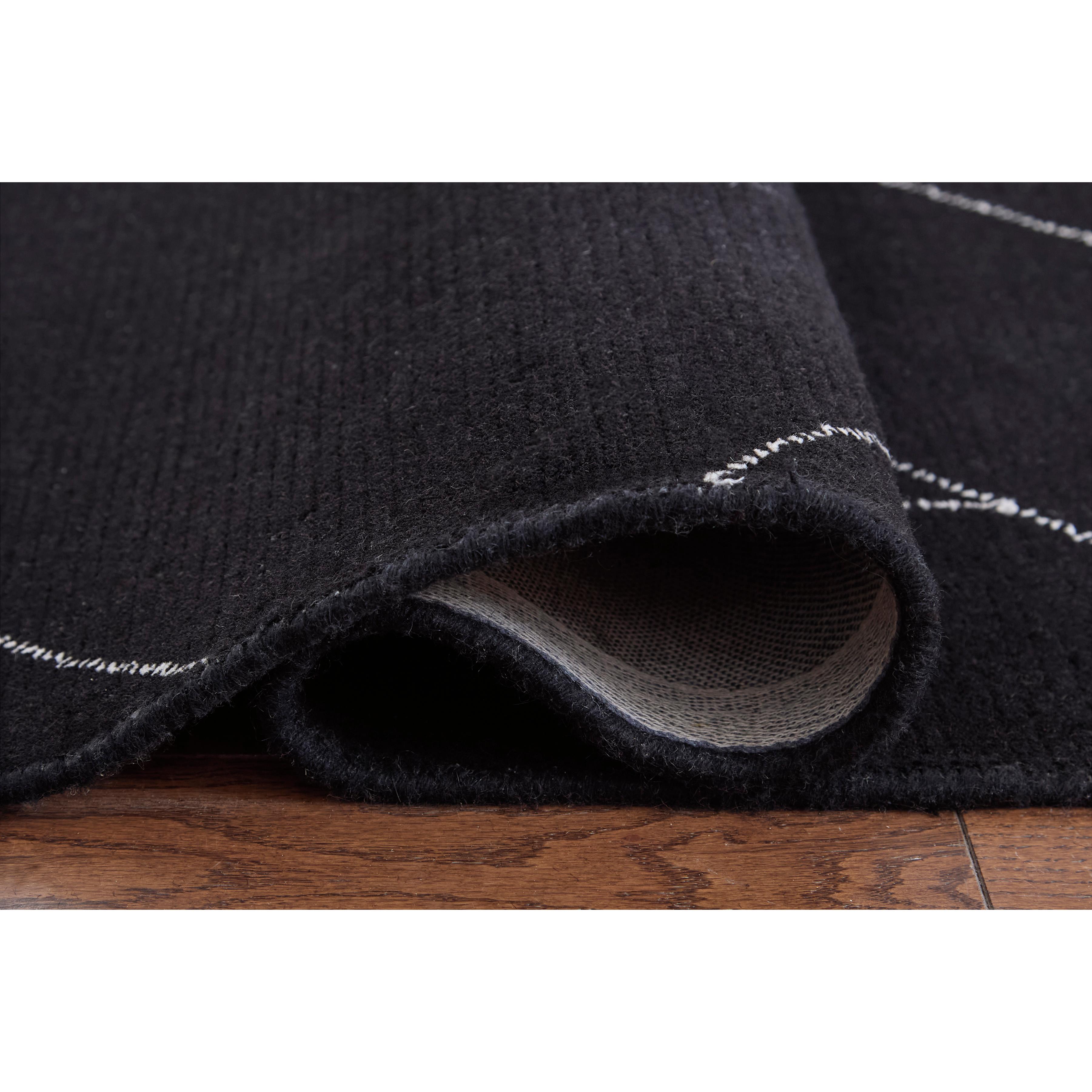 Signature Design by Ashley Marav R407532 Medium Rug IMAGE 4