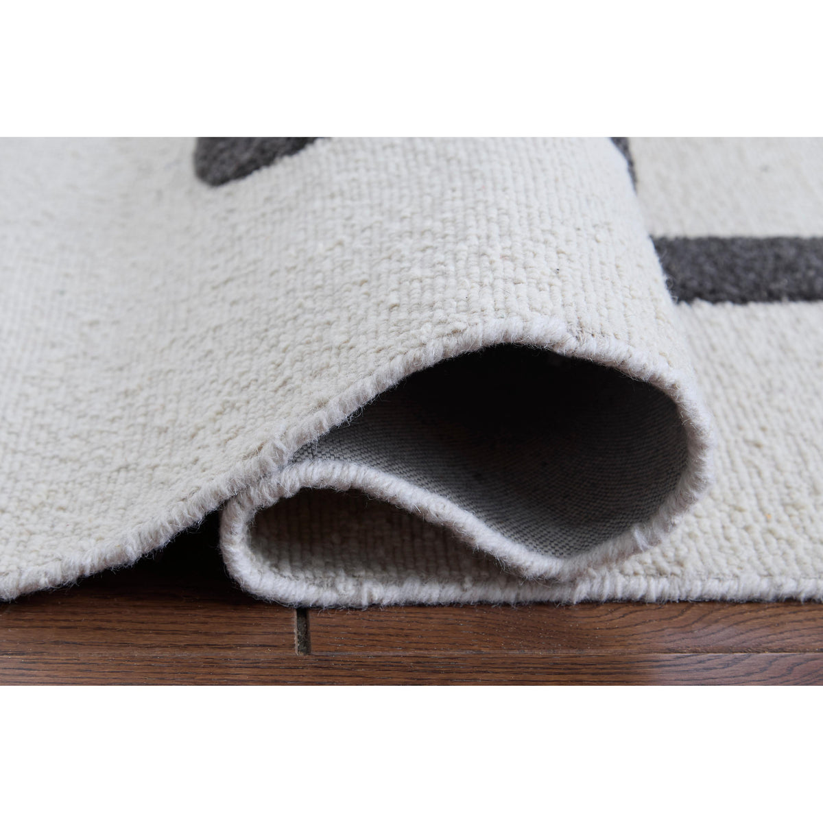 Signature Design by Ashley Davismour R407561 Large Rug IMAGE 4
