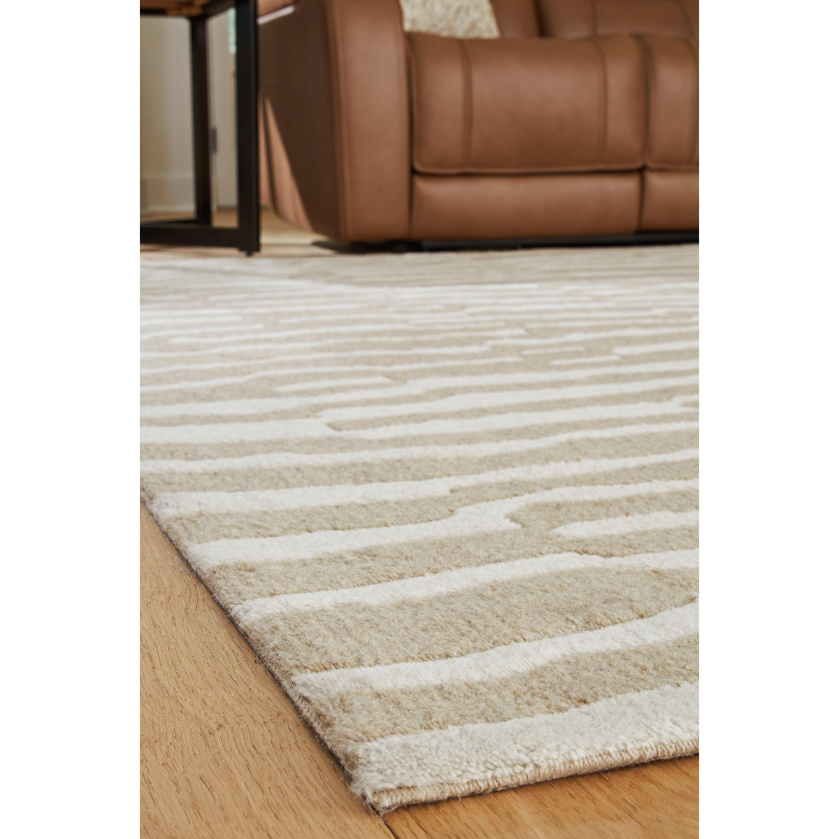 Signature Design by Ashley Corrbell R407631 Large Rug IMAGE 3