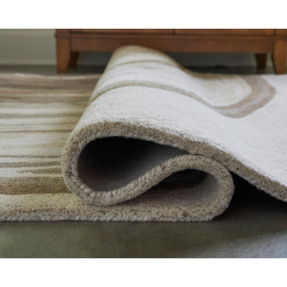 Signature Design by Ashley Rizwana R407761 Large Rug IMAGE 4