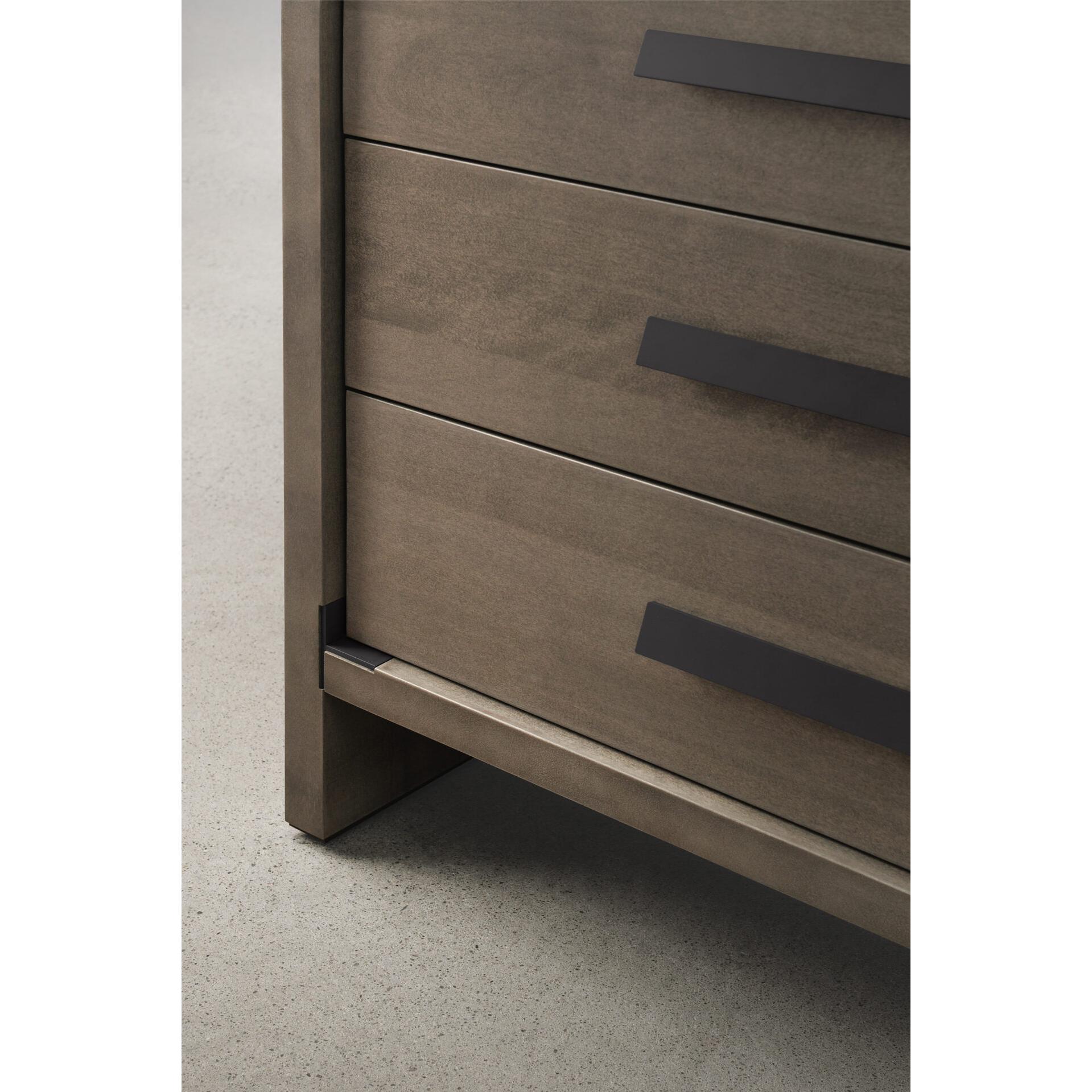 Trica Furniture Form 5-Drawer Chest IMAGE 3