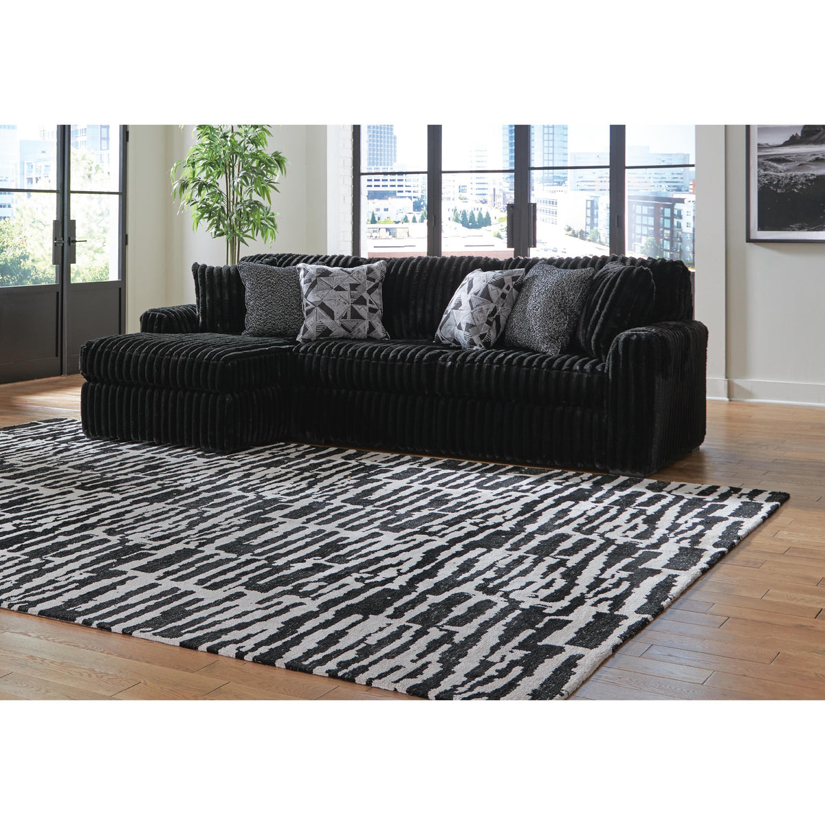 Signature Design by Ashley Midnight-Madness 98103S15 3 pc Sectional with Chaise IMAGE 2