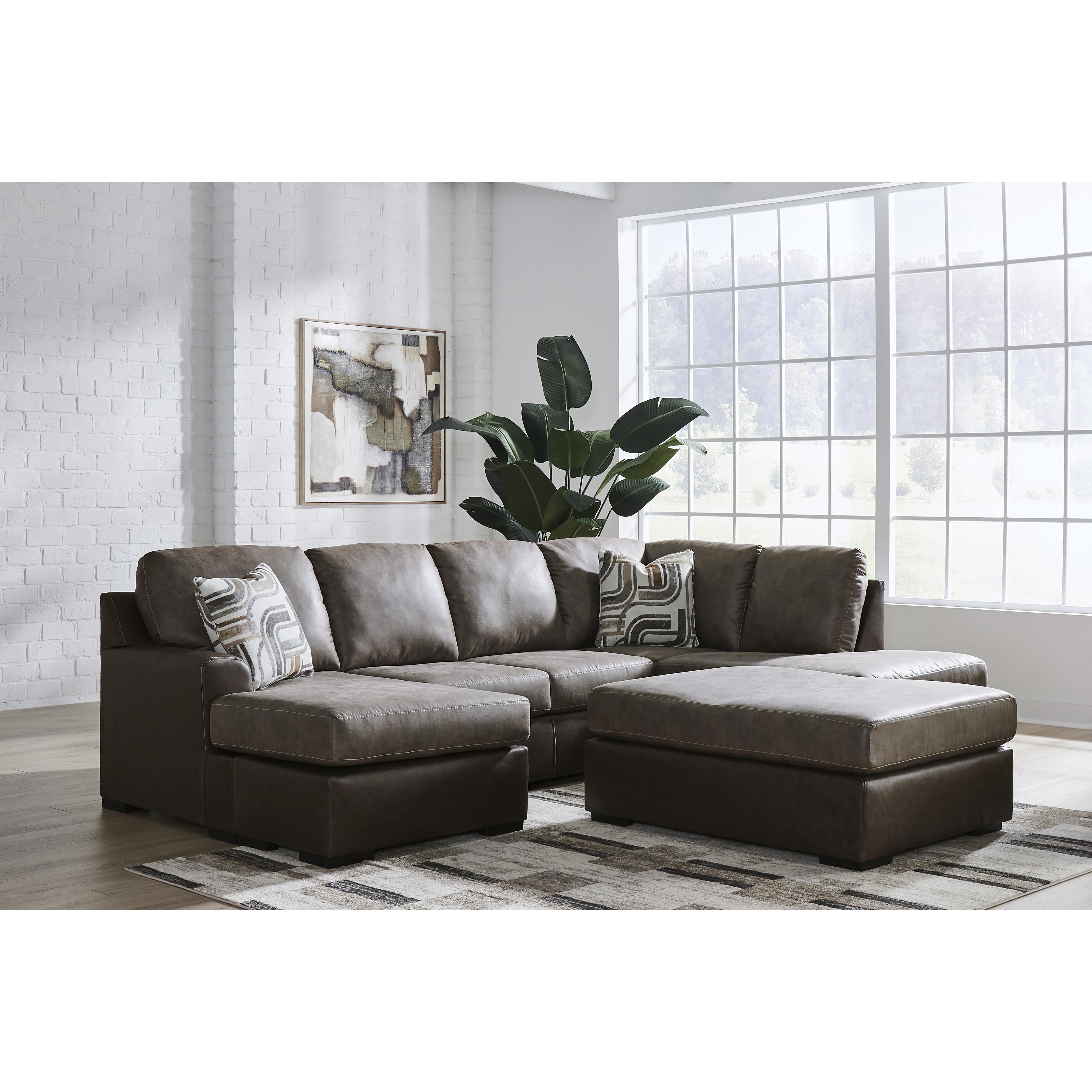 Signature Design by Ashley Castille Way PC62703S2 2 pc Sectional with Chaise IMAGE 4