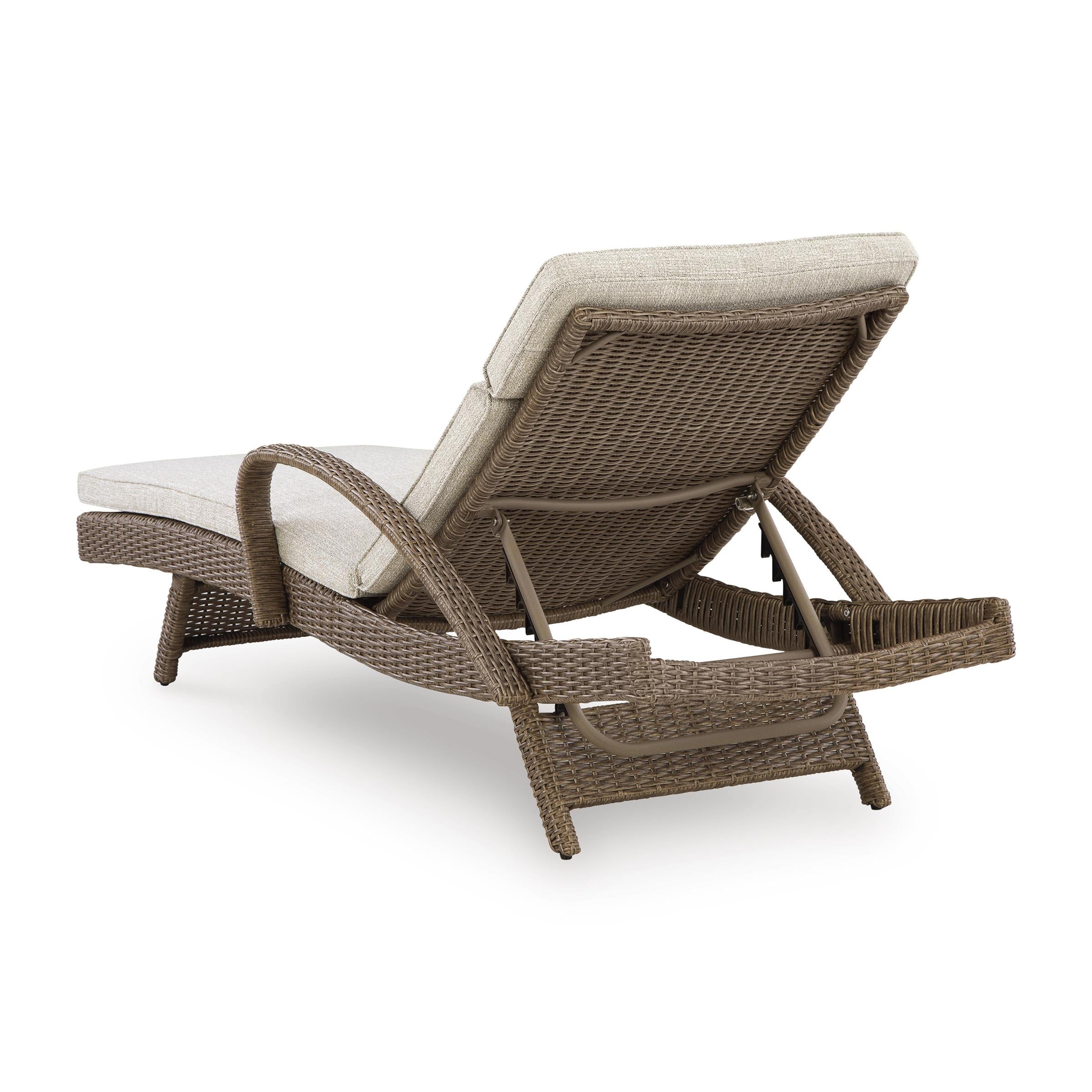 Signature Design by Ashley Laguna Heights PCP790-815 Chaise Lounge with Cushion IMAGE 3
