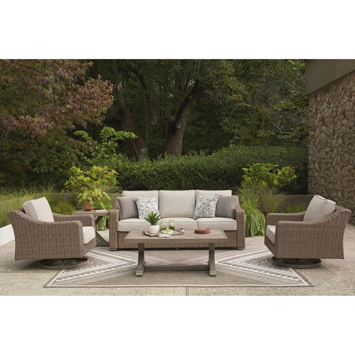 Signature Design by Ashley Laguna Heights PCP790-821 Swivel Lounge with Cushion IMAGE 9