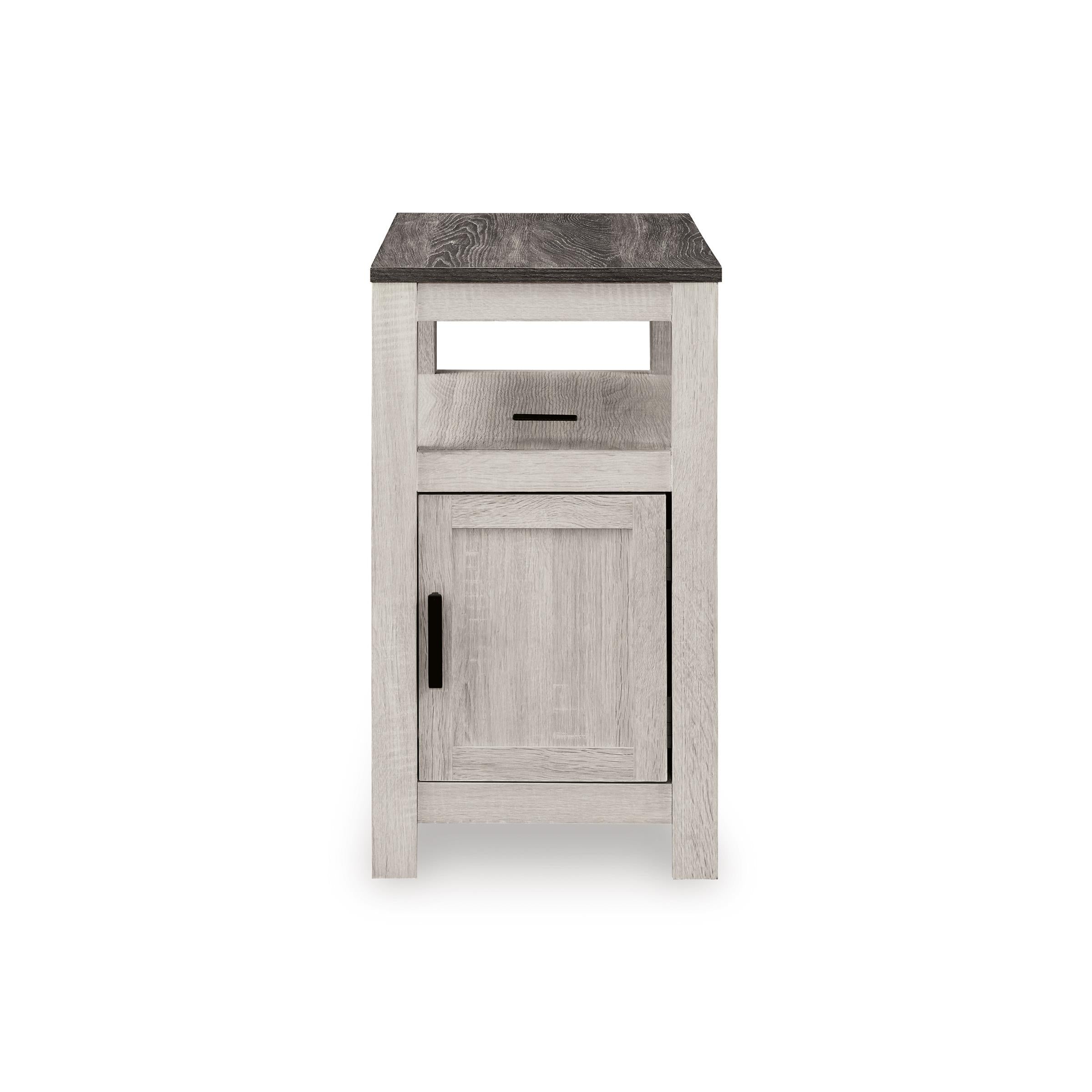 Signature Design by Ashley Fendenmore T190-217 Chair Side End Table IMAGE 3