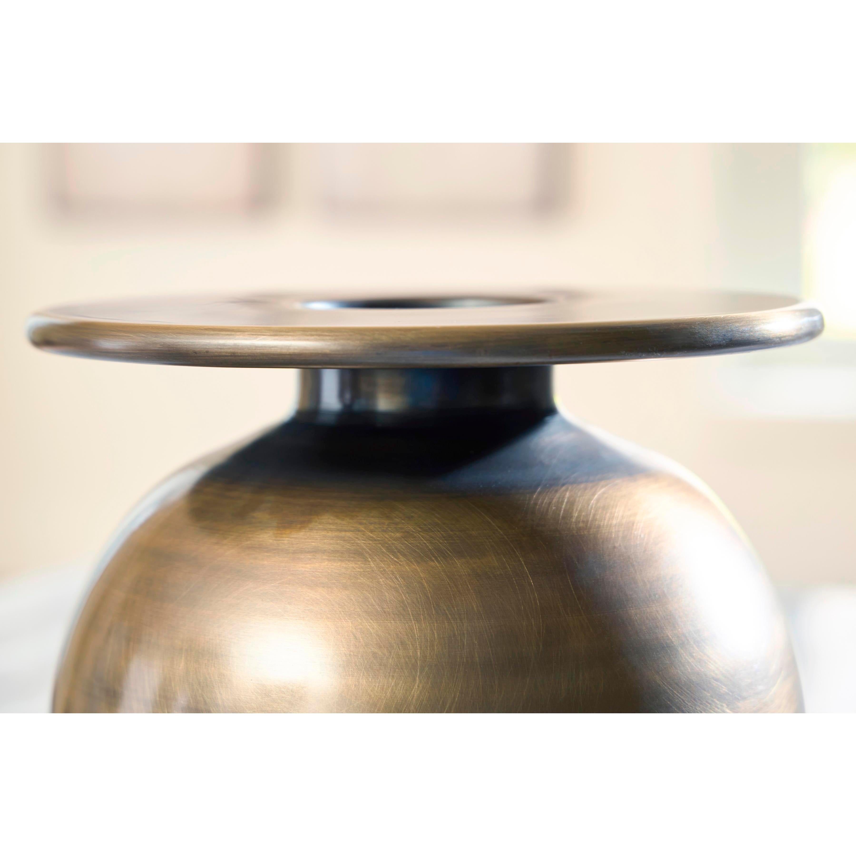 Signature Design by Ashley Fedorleigh A2000893 Vase IMAGE 5