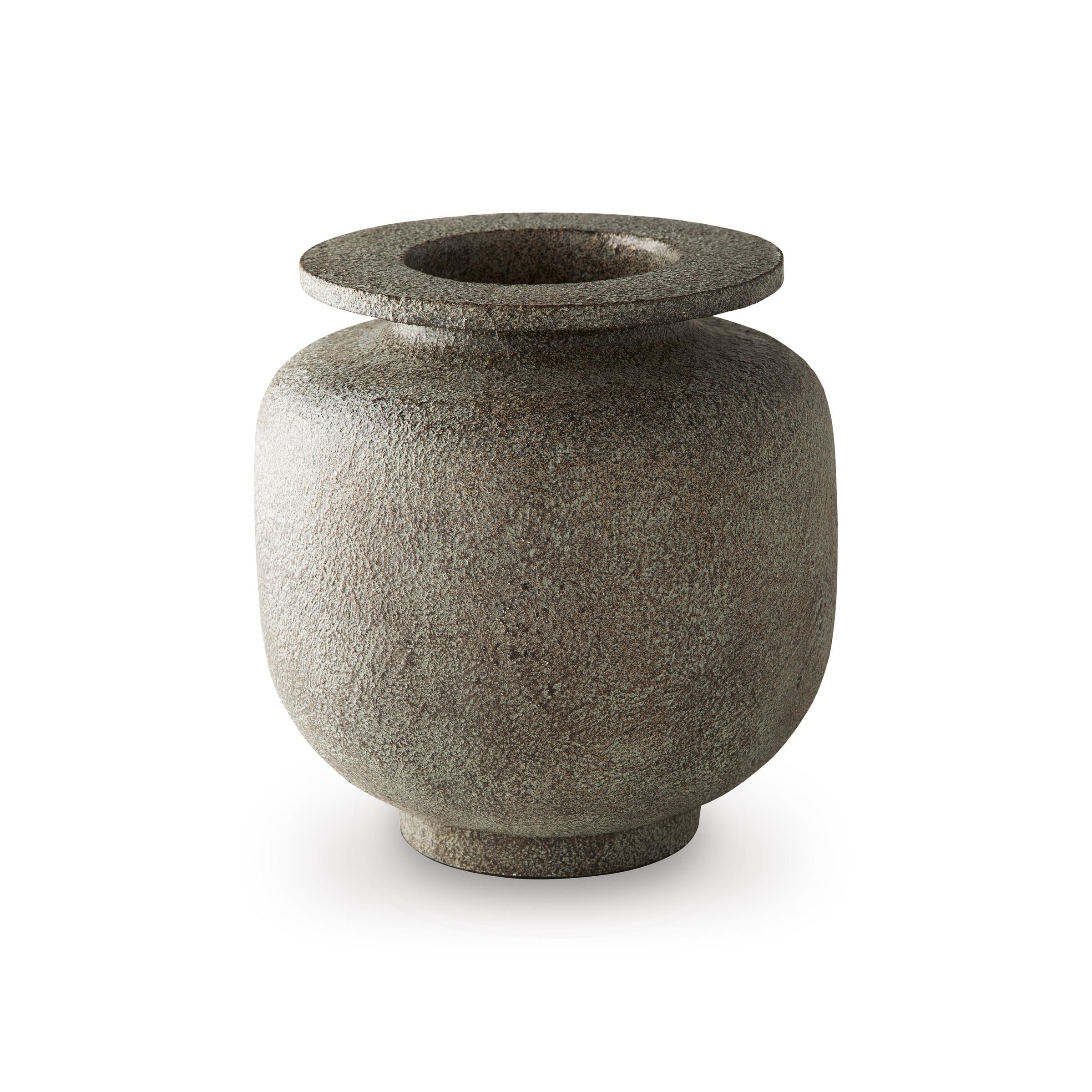 Signature Design by Ashley Jedwick A2000906 Vase IMAGE 2