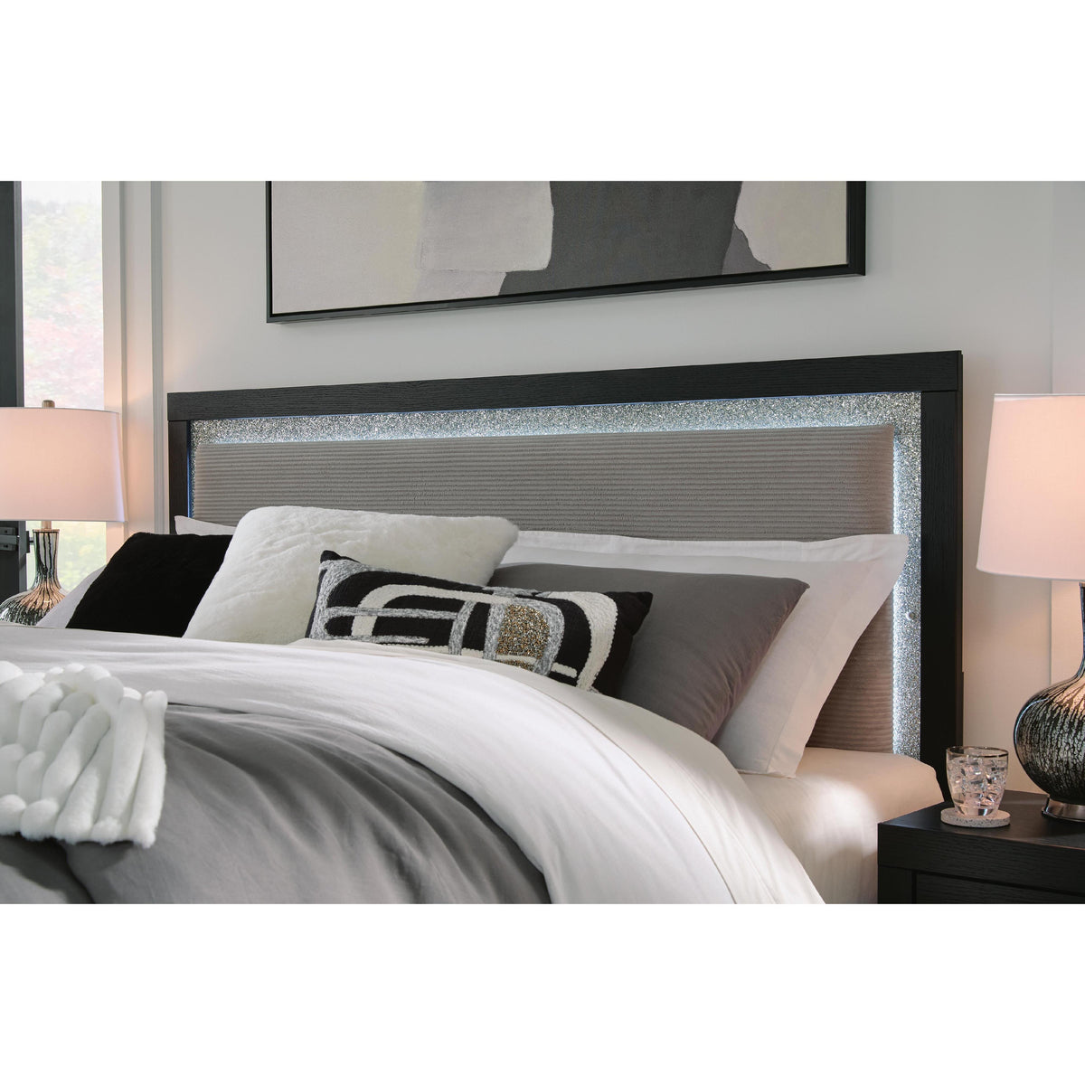 Signature Design by Ashley Maeling PCB1115-58 King UPH Panel Headboard IMAGE 5
