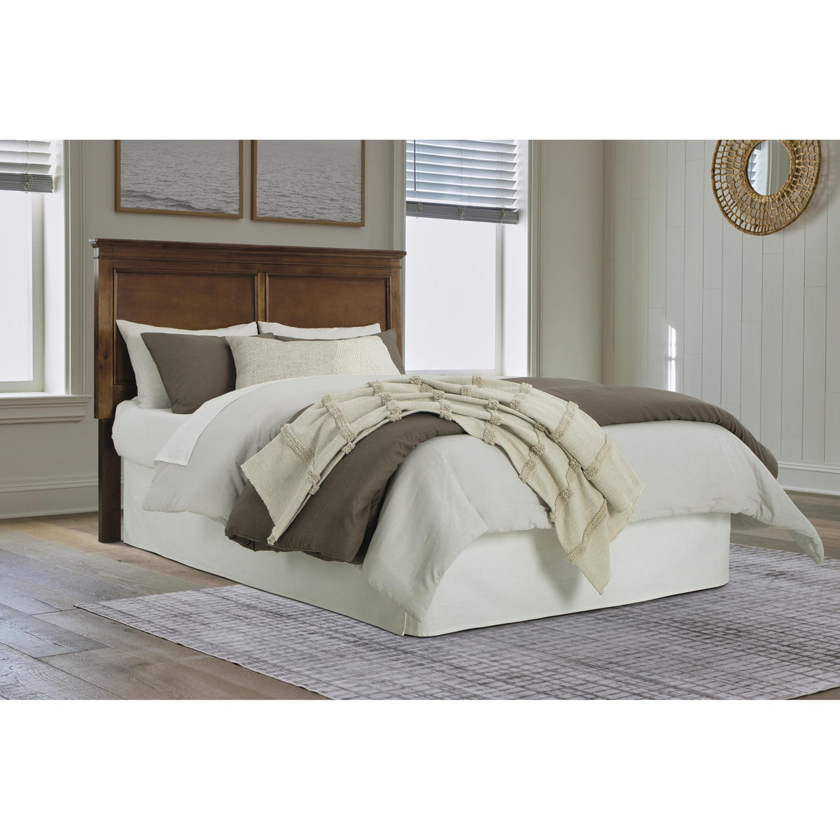 Signature Design by Ashley Danabrin B685-57 Queen Panel Headboard IMAGE 2