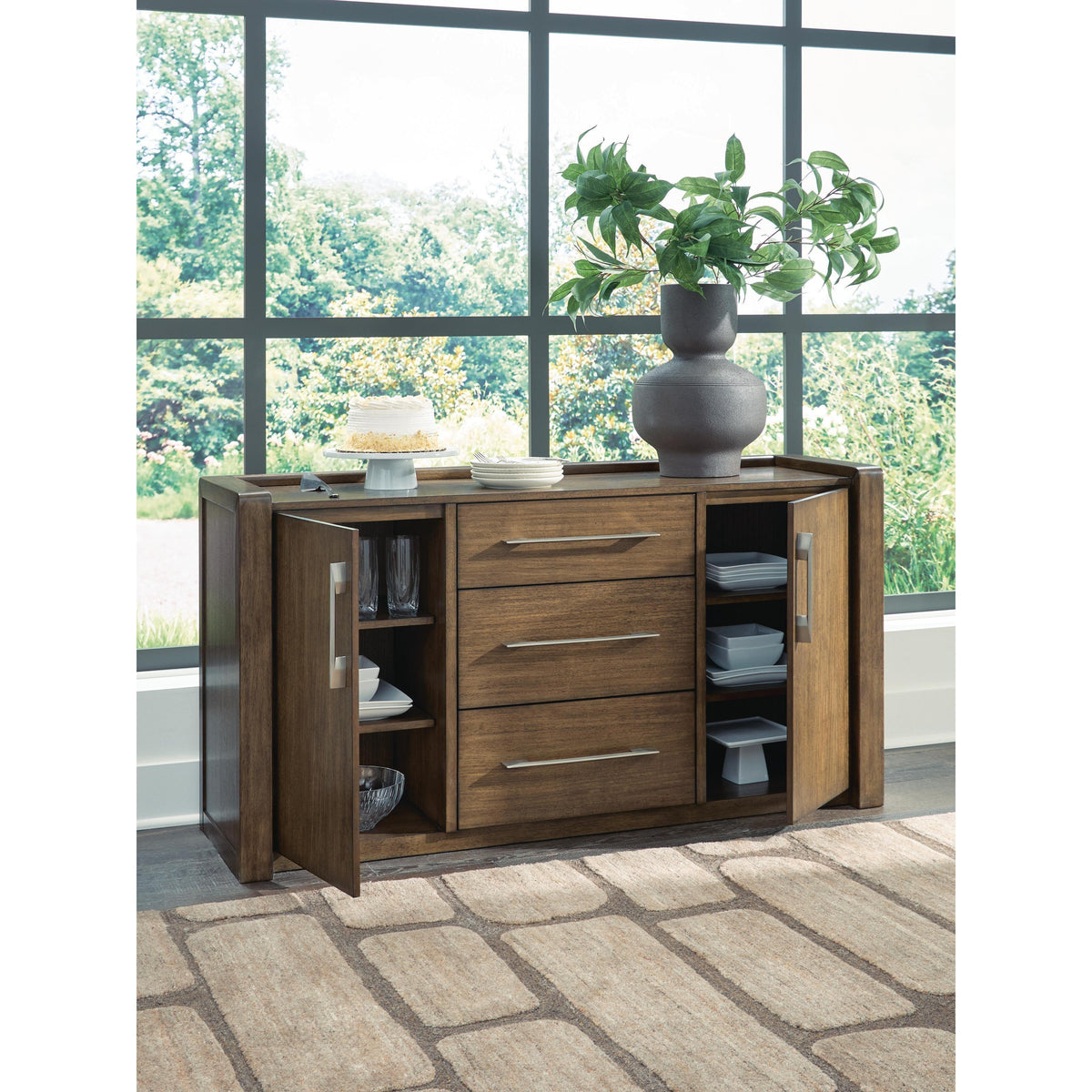 Benchcraft Marxmore D863-60 Dining Room Server IMAGE 5