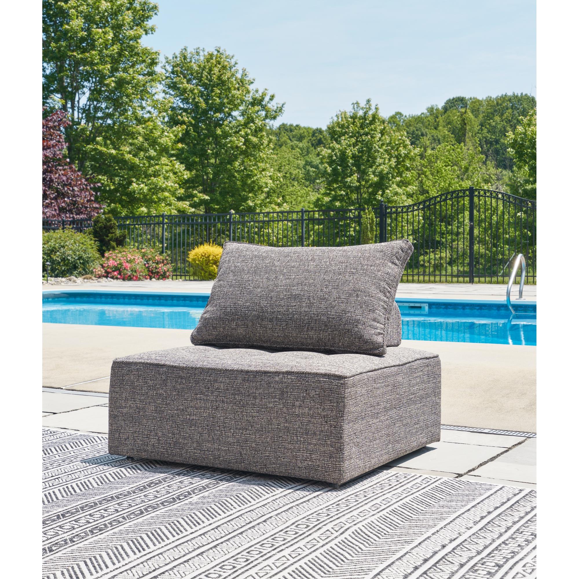 Signature Design by Ashley Bree Zee P160P12 8 pc Outdoor Modular Seating IMAGE 5