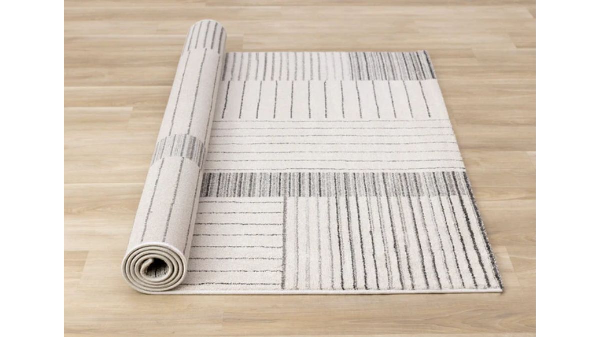 Mae White Black Intricate Line Design Rug