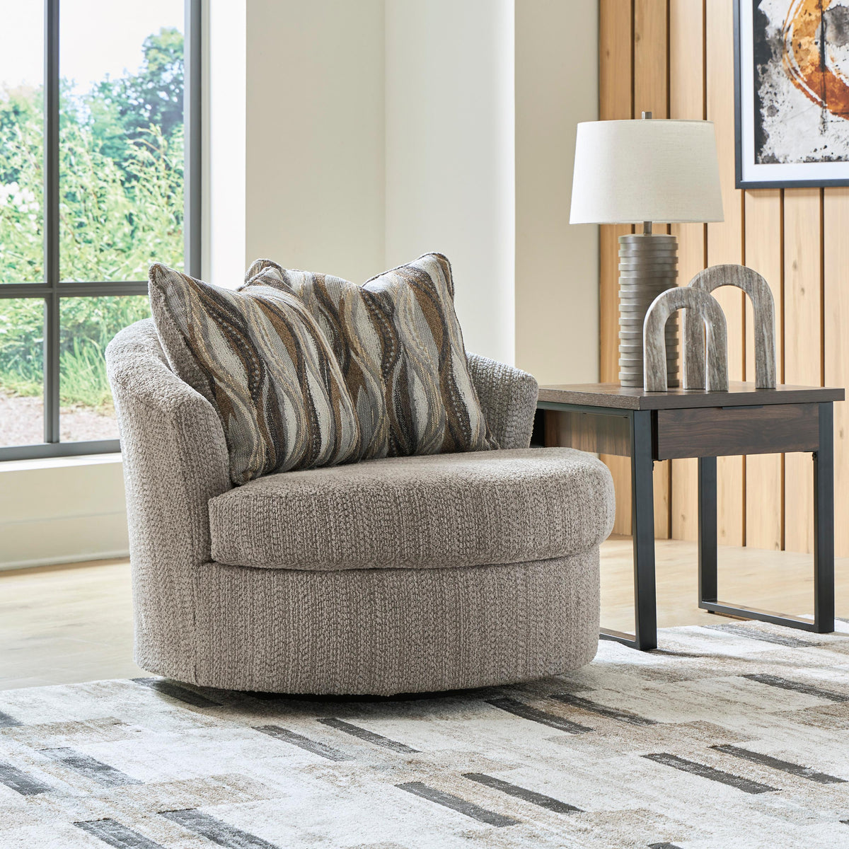 Signature Design by Ashley Lofwood PC6960444 Swivel Accent Chair IMAGE 2