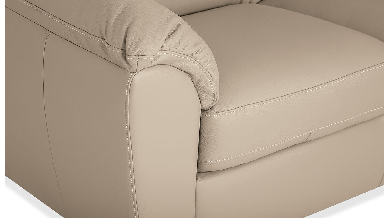 Lanza Sectional