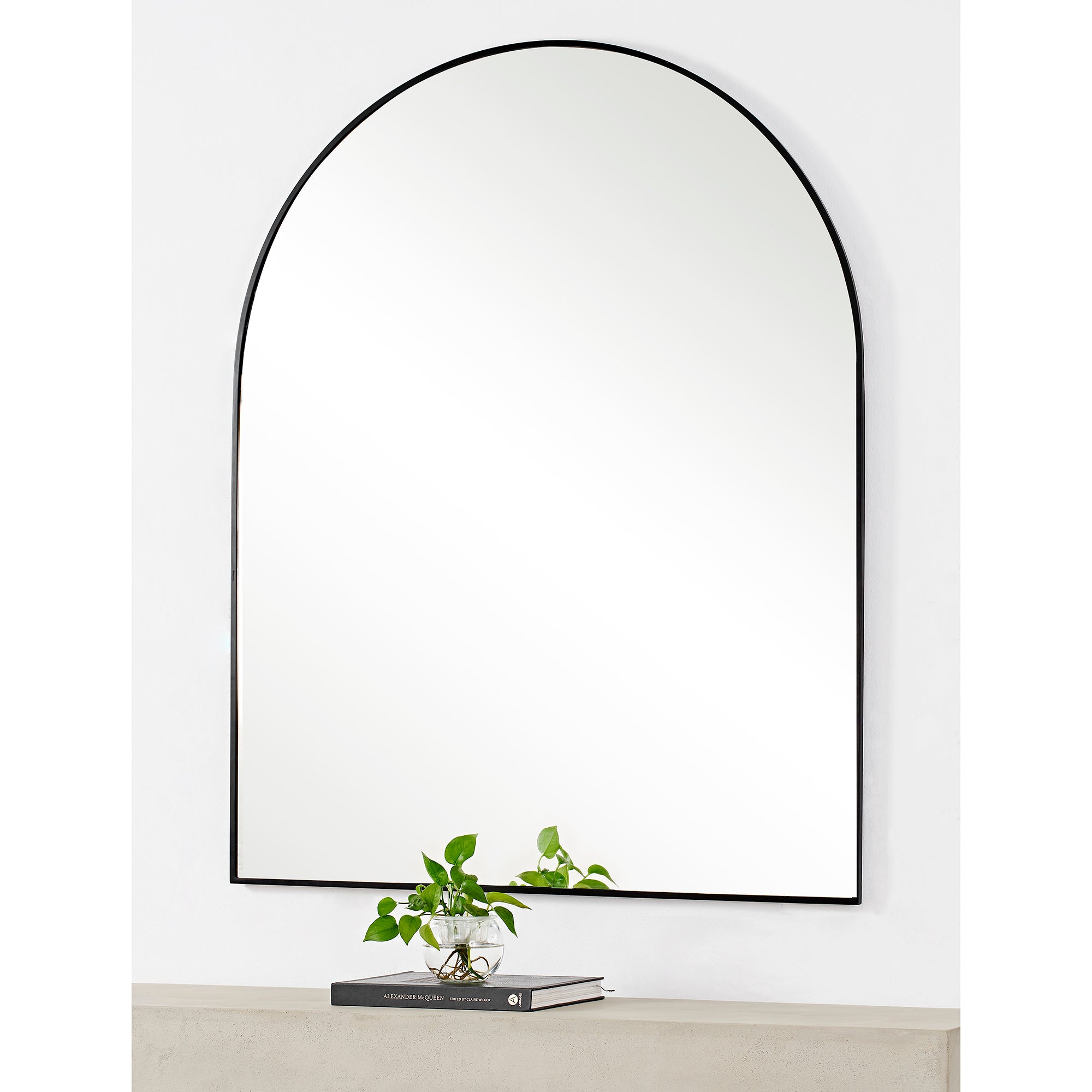 Lamia 50" Tall Arch Wall Mirror, Black - Lifestyle Image - MT2525