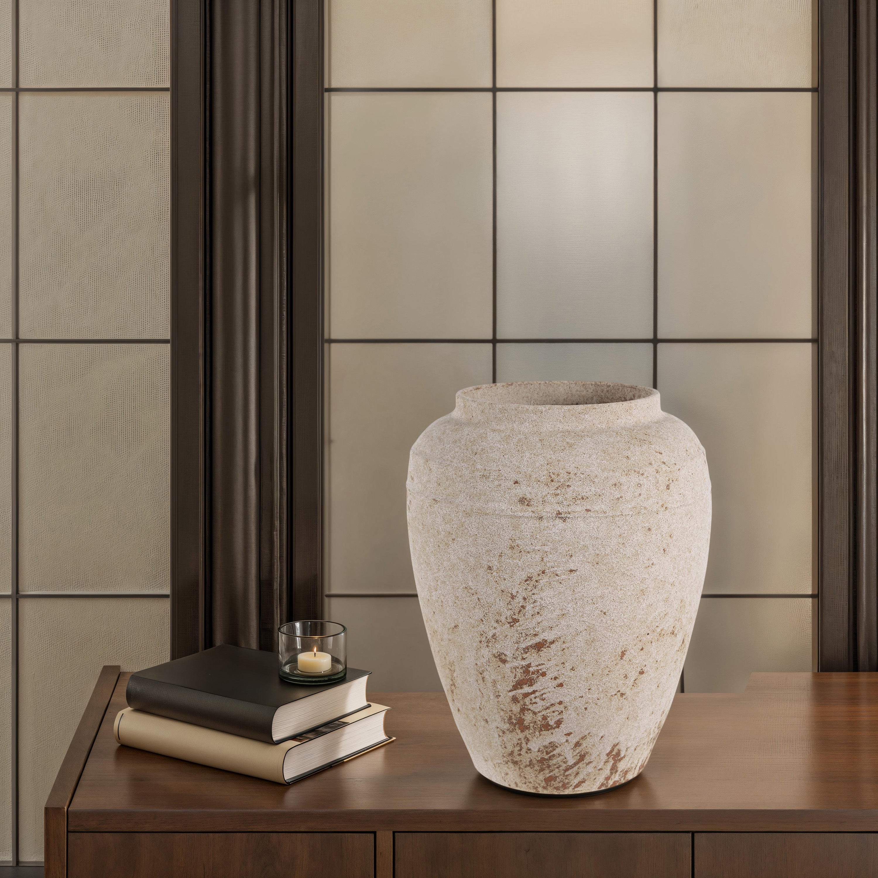 Beckton Indoor Vase - Lifestyle Image - VAS304