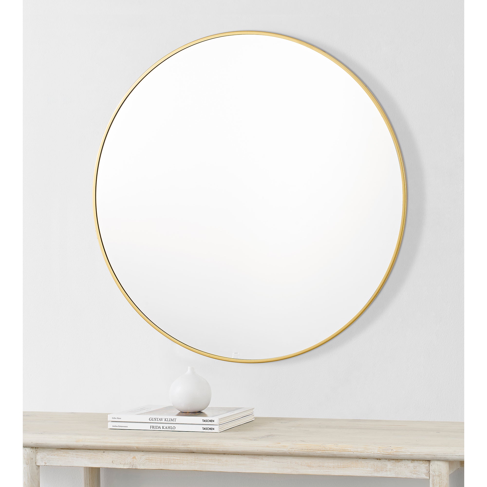 Alegre 30" Tall Round Wall Mirror, Yellow - Lifestyle Image - MT2528