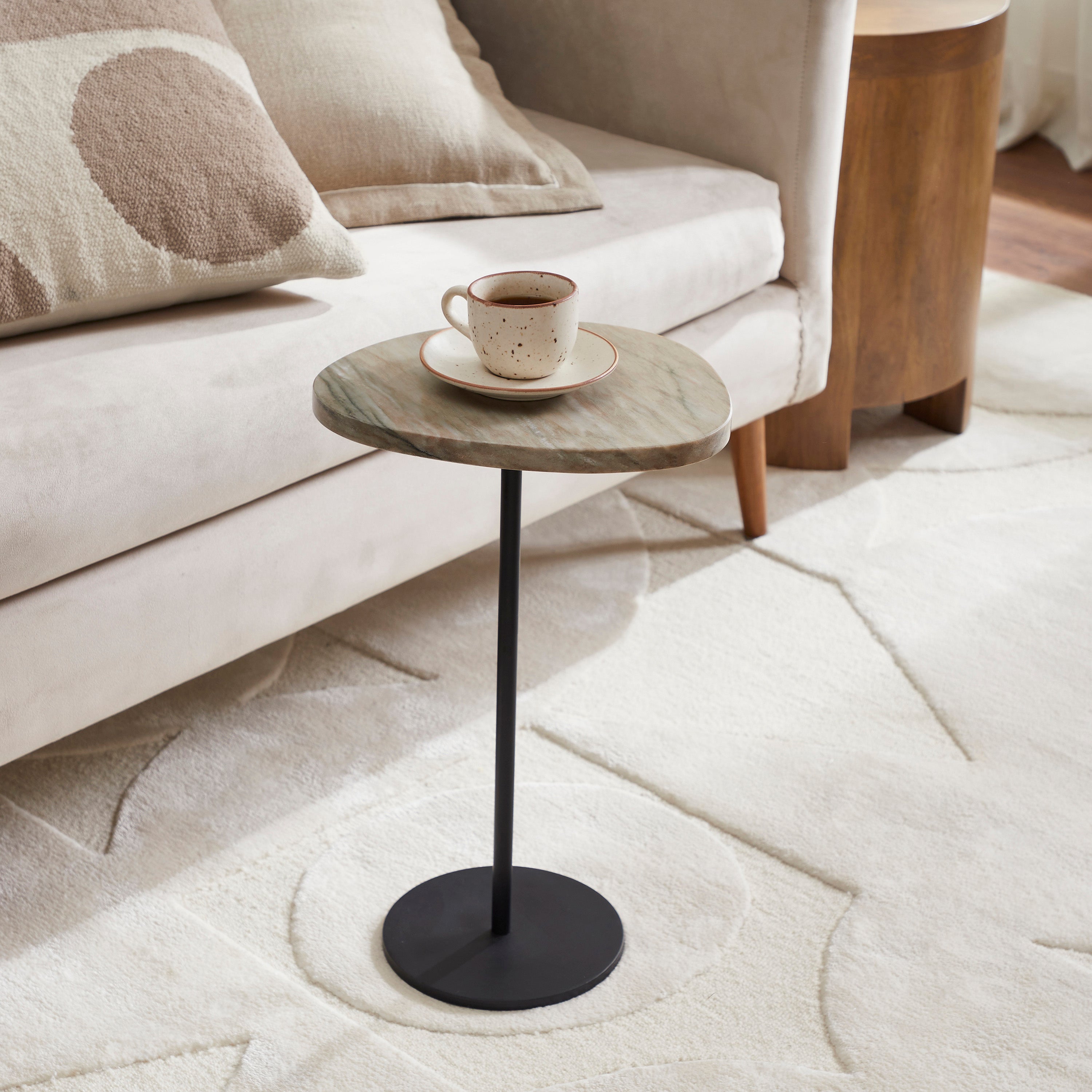 Bethany Indoor Iron Side Table, Black - Lifestyle Image - TA504