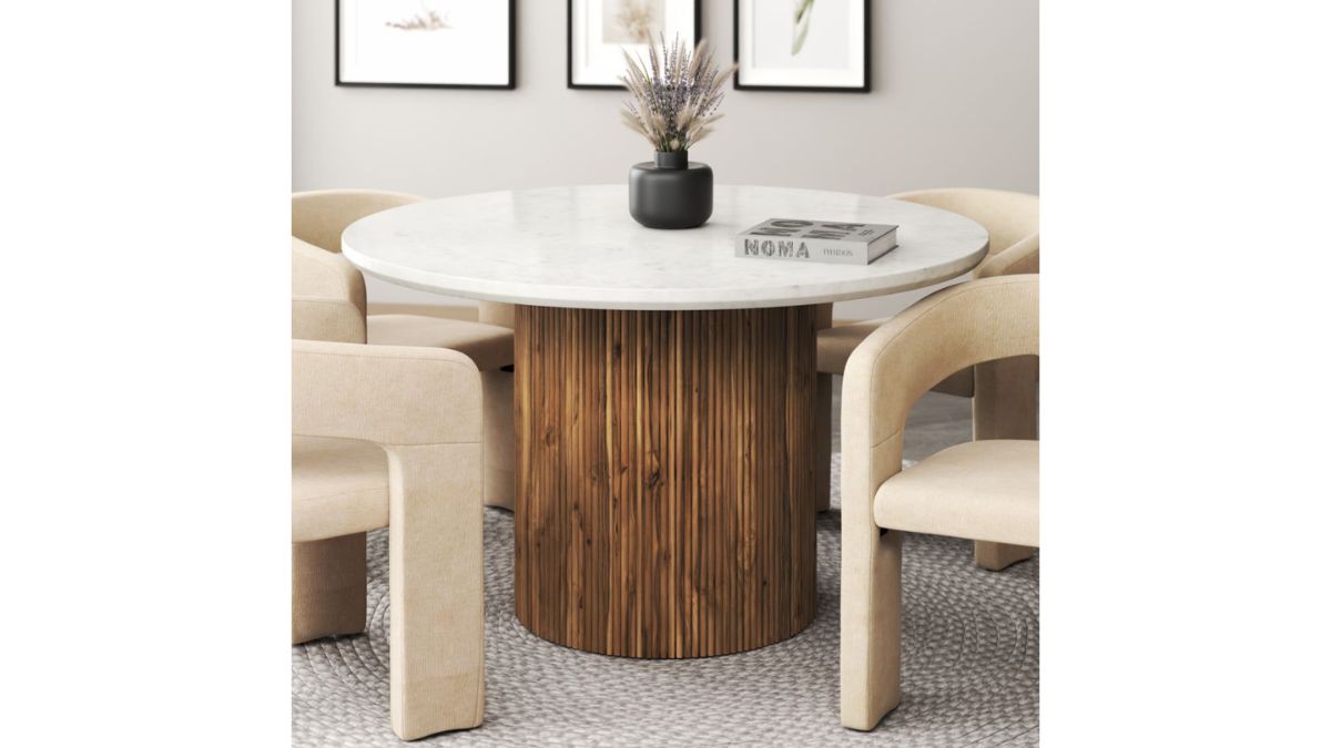 JILSA DINING TABLE