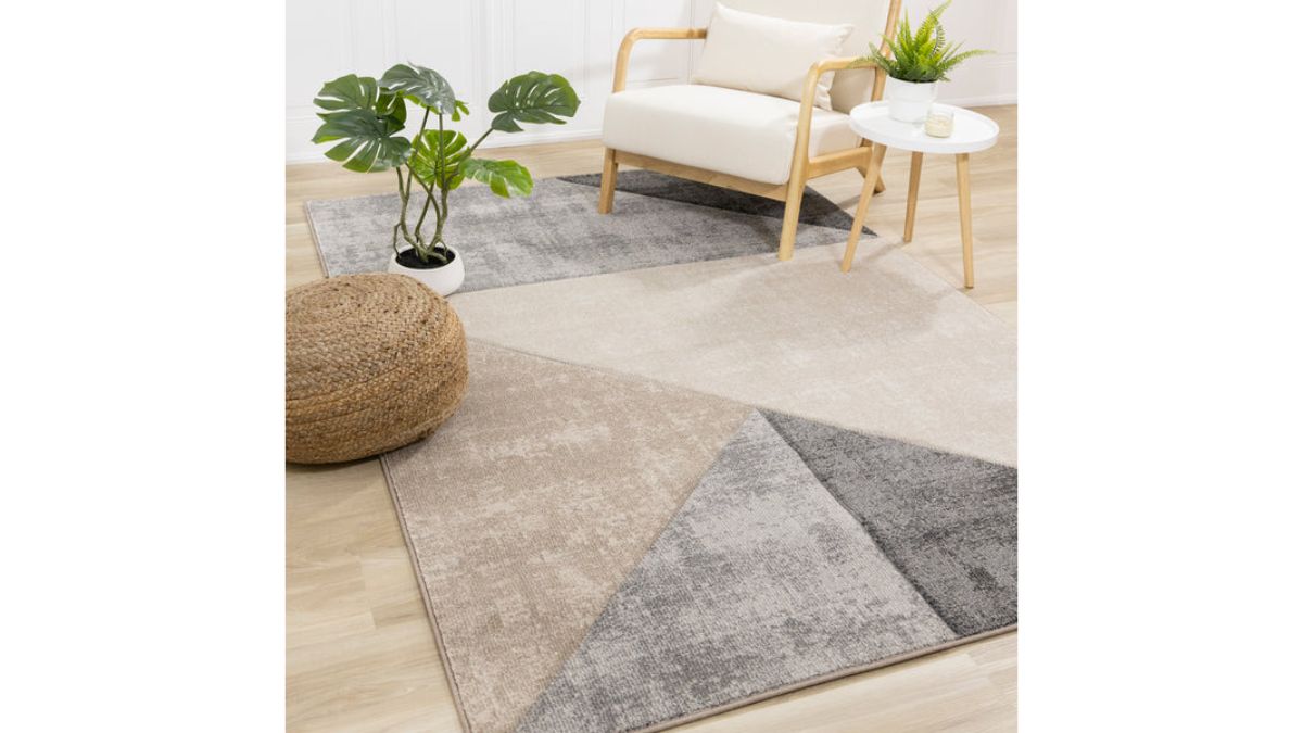 Folio Grey Beige Carved Triangular Pattern Rug