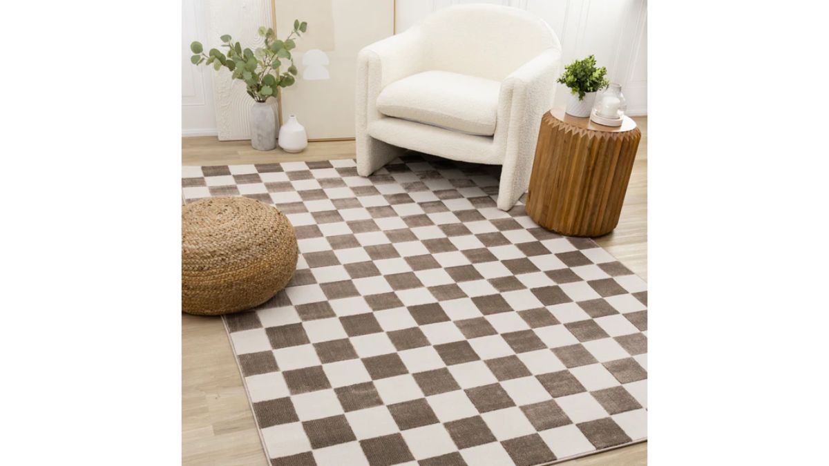 Leo Brown White Checkers Rug