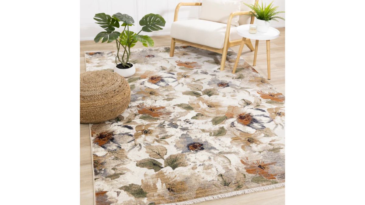 Serene Warm Toned Floral Print Rug