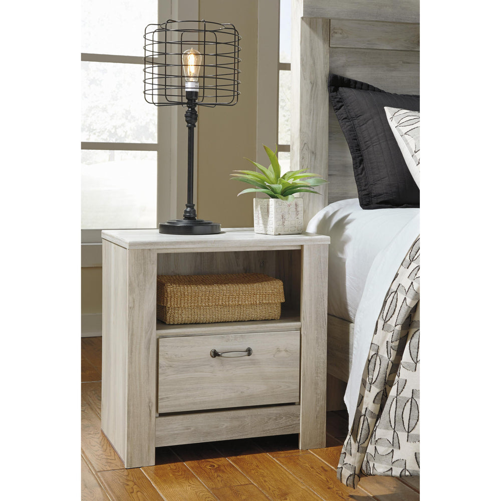  Signature Design by Ashley Bellaby B331B16 5 pc Queen Panel Bedroom Set IMAGE 3