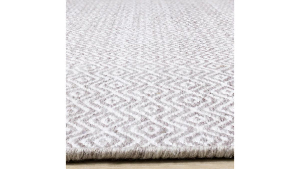 Aspen Beige Cream Tessellated Diamonds Woven Rug