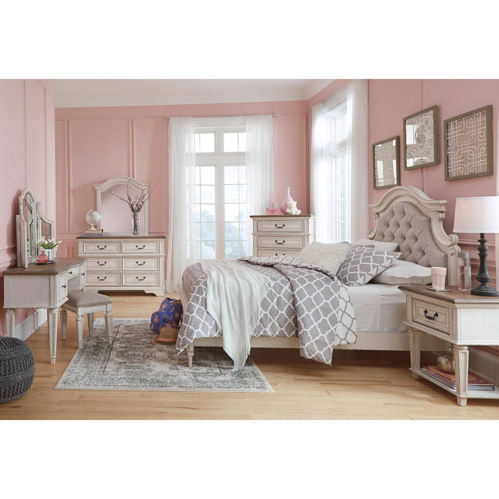  Signature Design by Ashley Realyn 5-Drawer Kids Chest B743-45 IMAGE 9