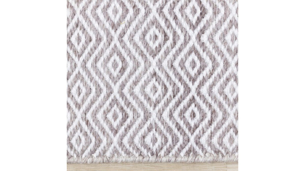 Aspen Beige Cream Tessellated Diamonds Woven Rug