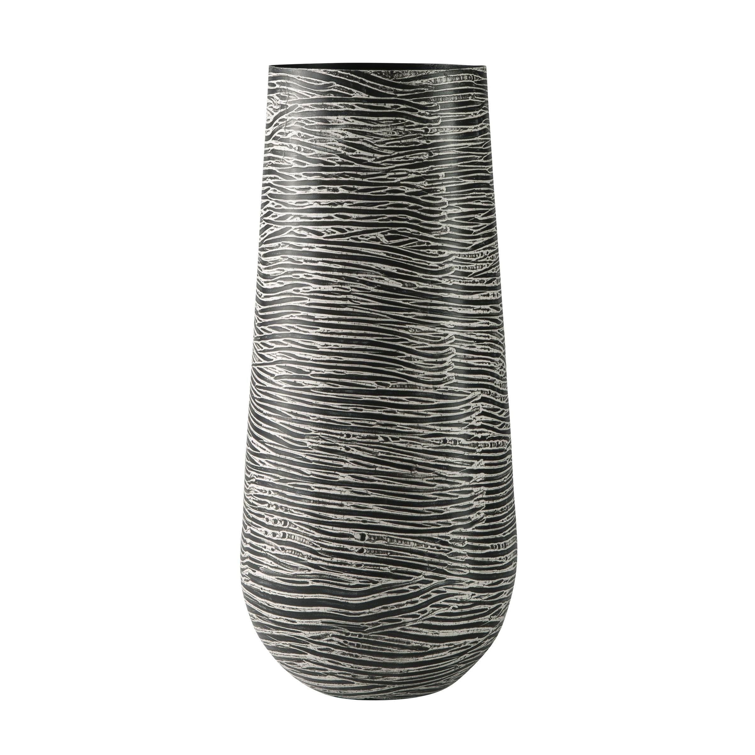  Signature Design by Ashley Fynn A2000515 Vase IMAGE 1