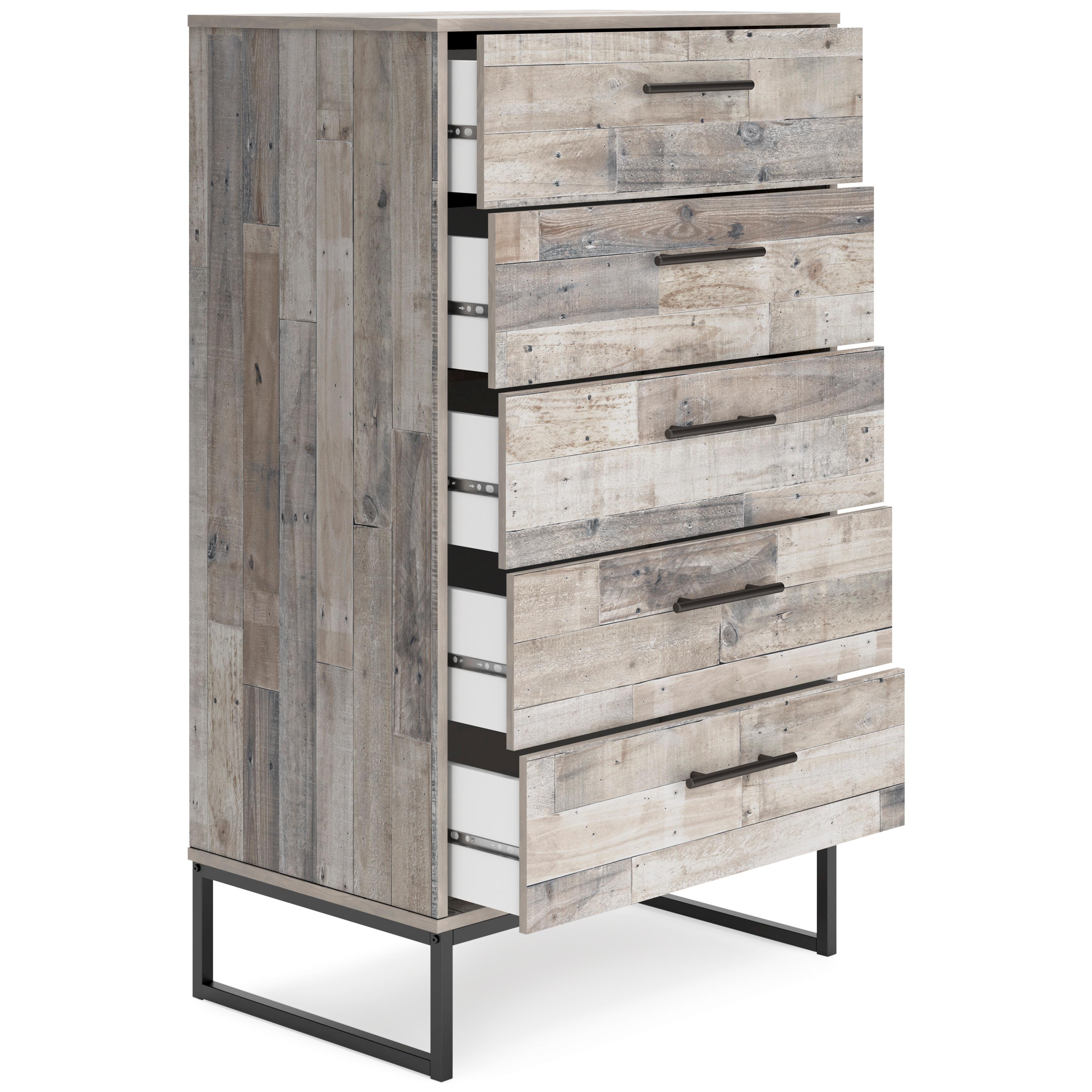  Signature Design by Ashley Neilsville EB2320-245 Five Drawer Chest IMAGE 2