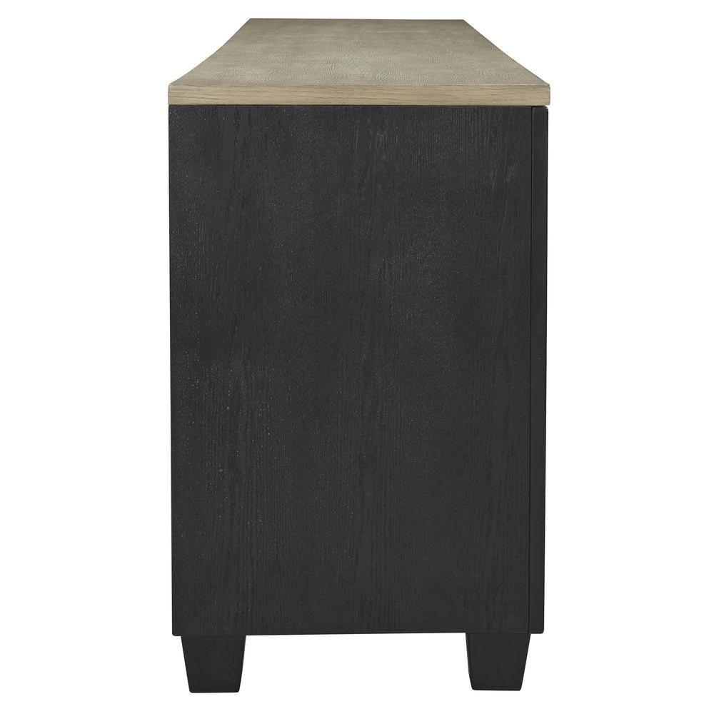  Signature Design by Ashley Foyland W989-68 Extra Large TV Stand with Fireplace Option IMAGE 4